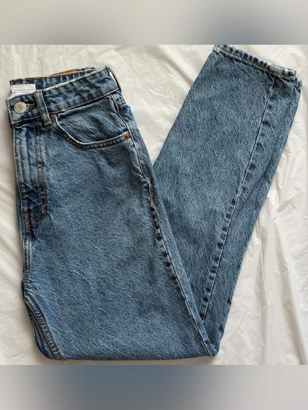 Zara Women's Medium Blue Straight Leg Jeans